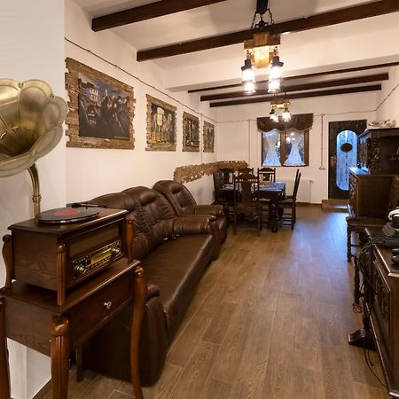 Hestia Boutique Hotel Гори Екстериор снимка