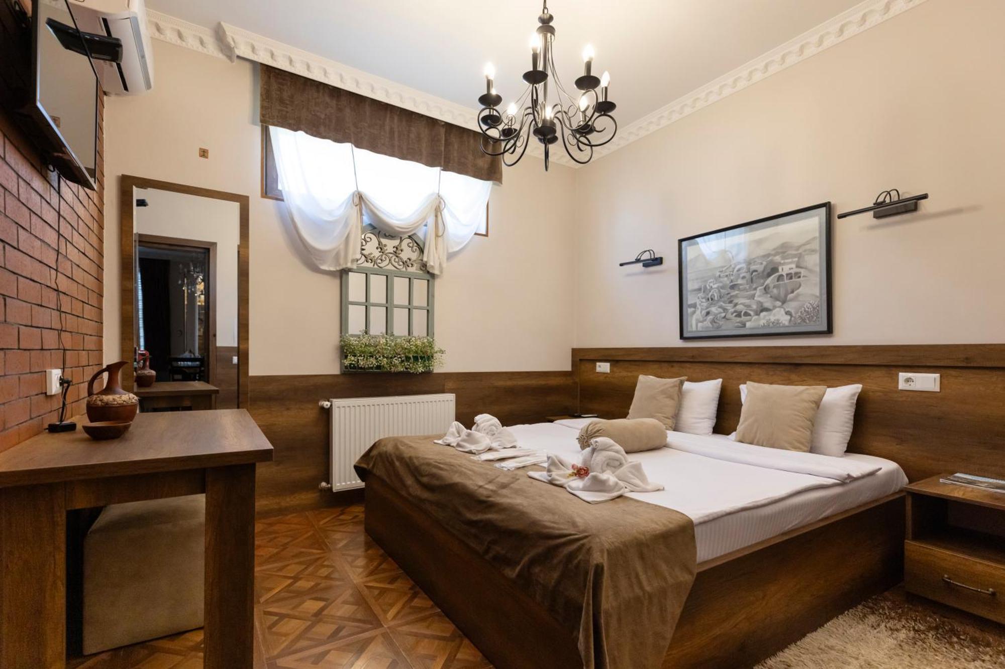 Hestia Boutique Hotel Гори Екстериор снимка