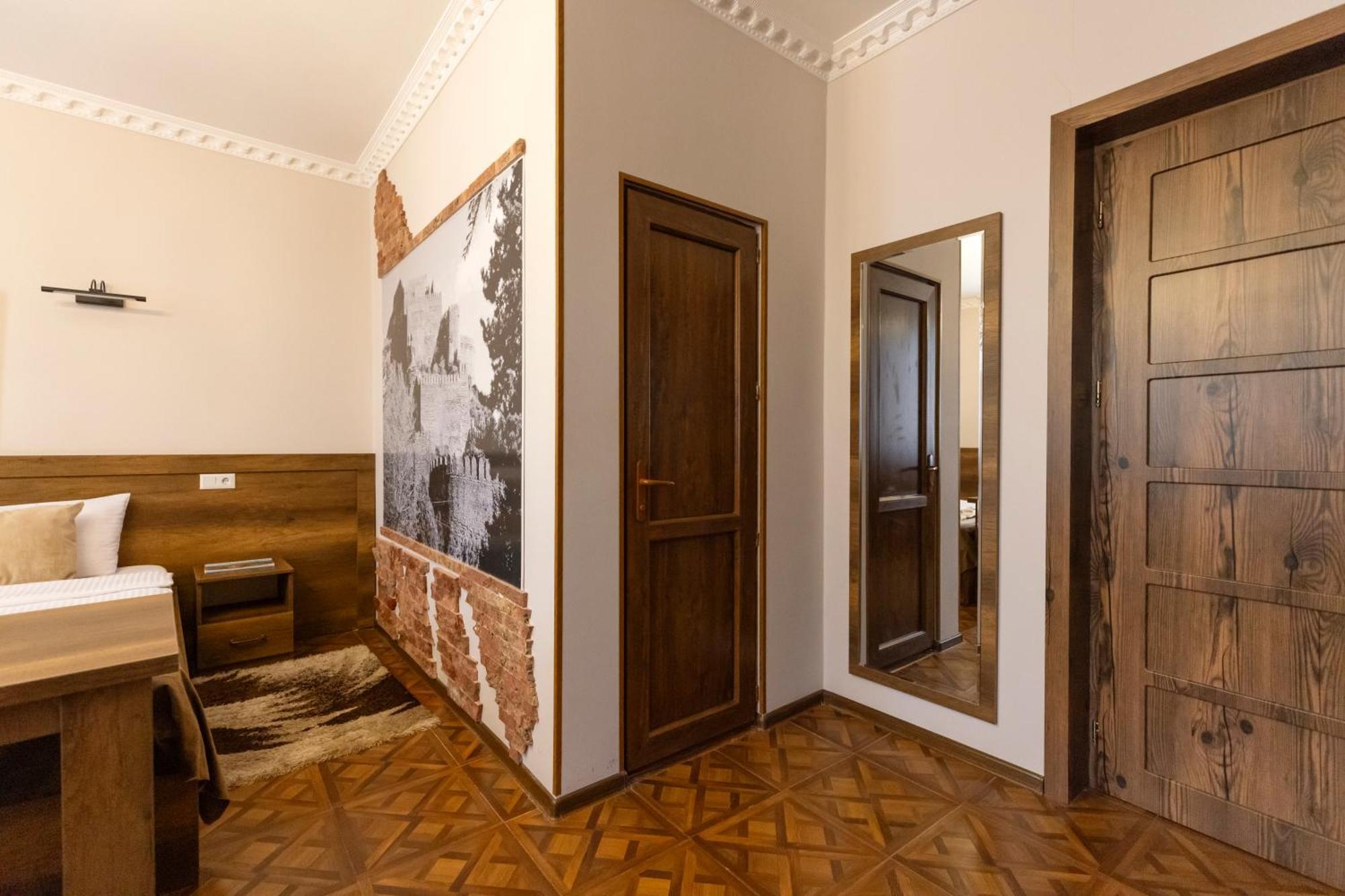Hestia Boutique Hotel Гори Екстериор снимка