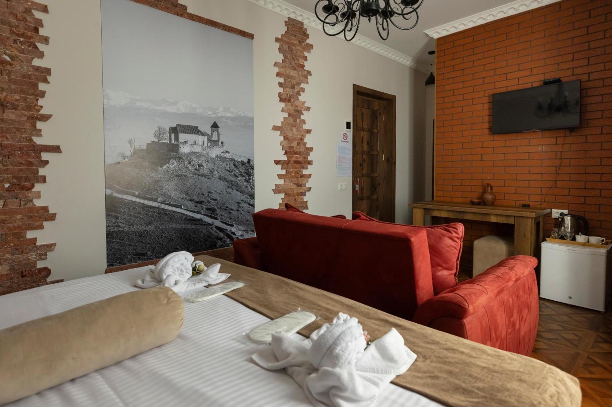 Hestia Boutique Hotel Гори Екстериор снимка