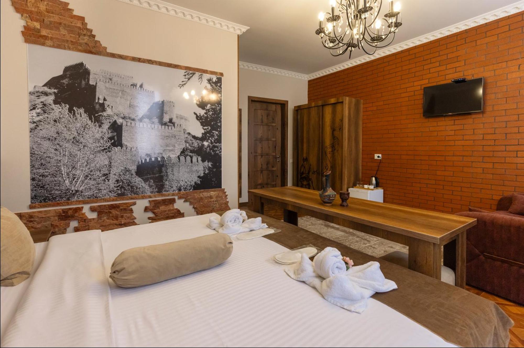 Hestia Boutique Hotel Гори Екстериор снимка