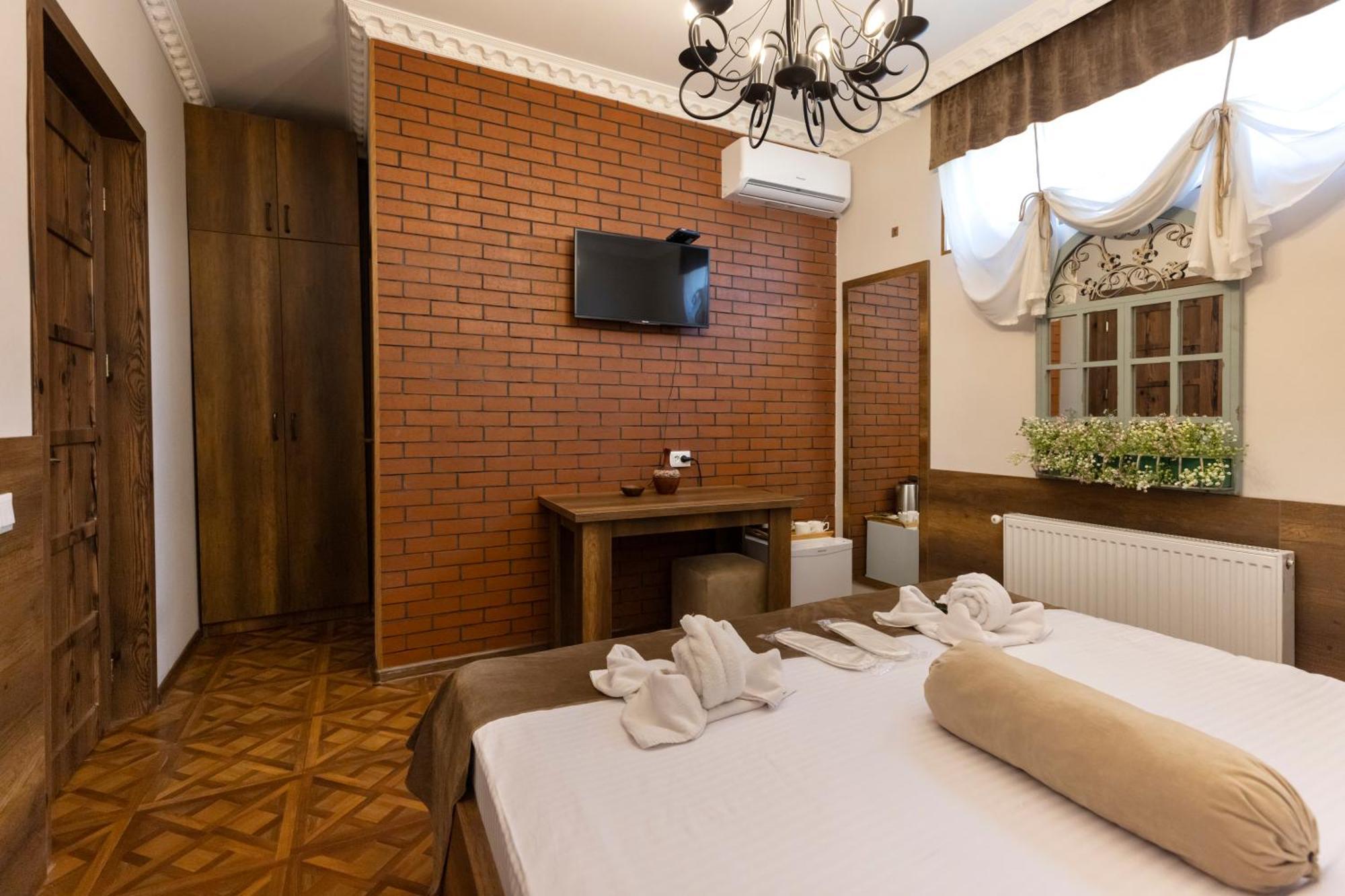 Hestia Boutique Hotel Гори Екстериор снимка