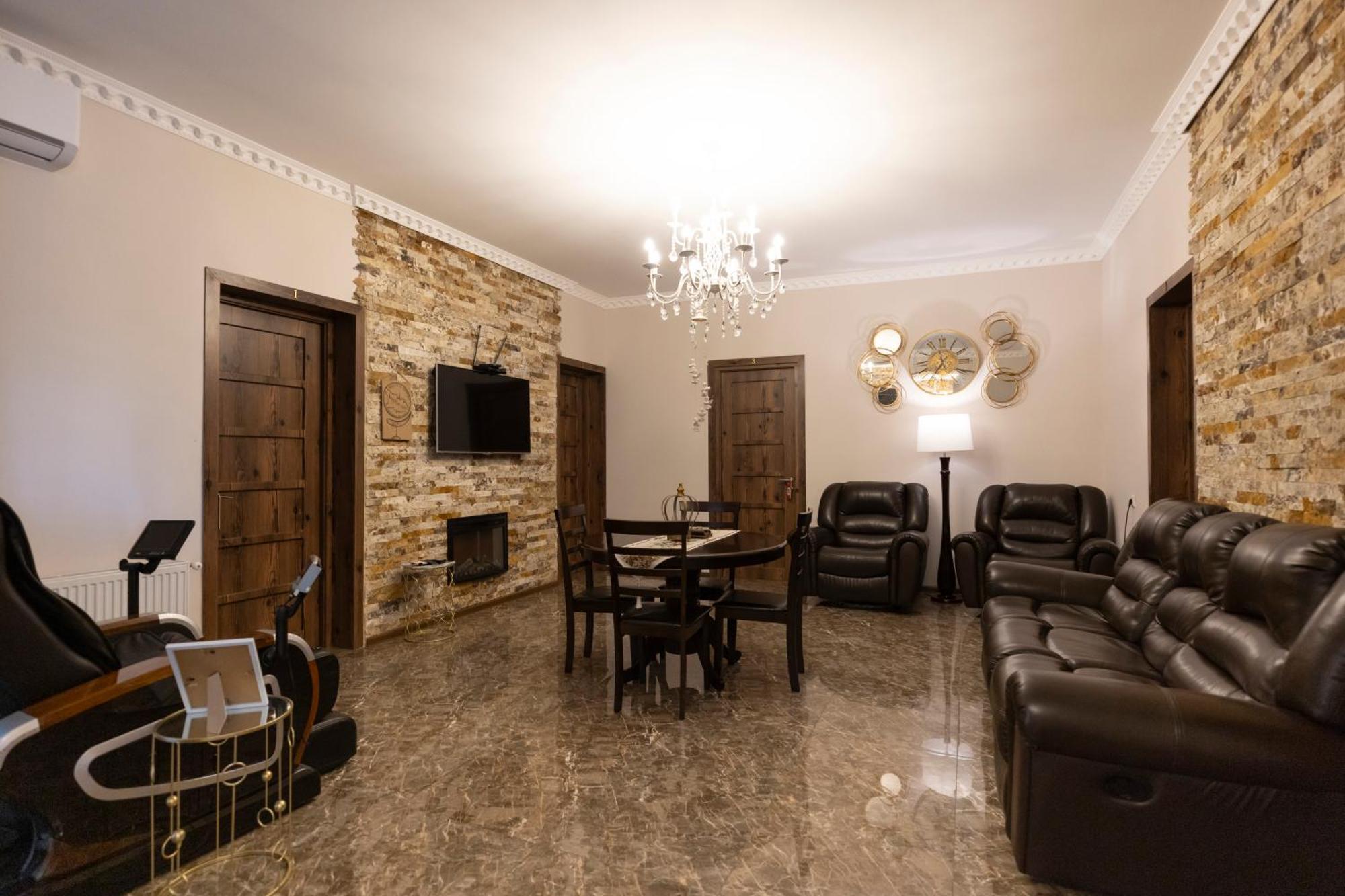 Hestia Boutique Hotel Гори Екстериор снимка