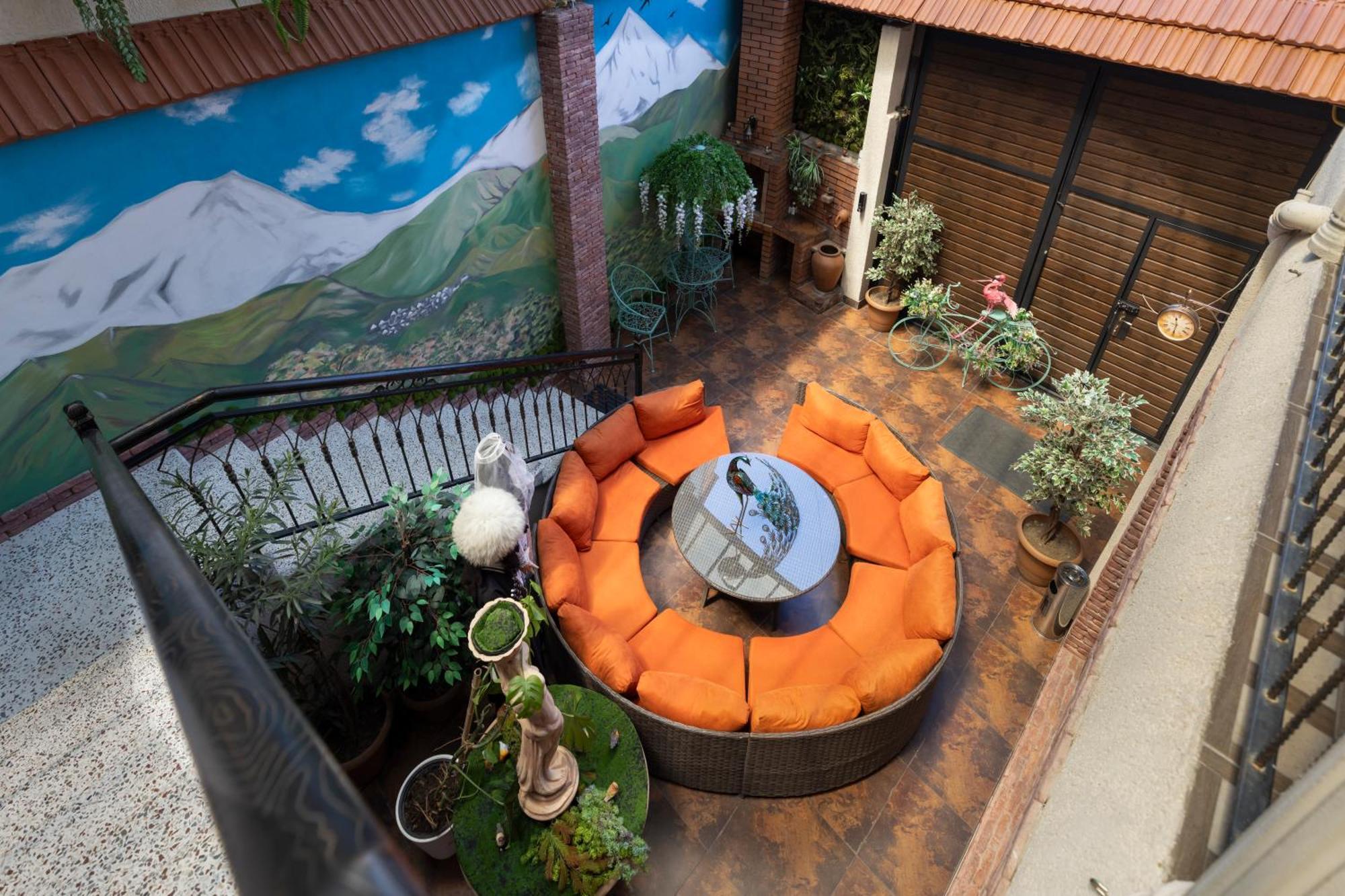 Hestia Boutique Hotel Гори Екстериор снимка