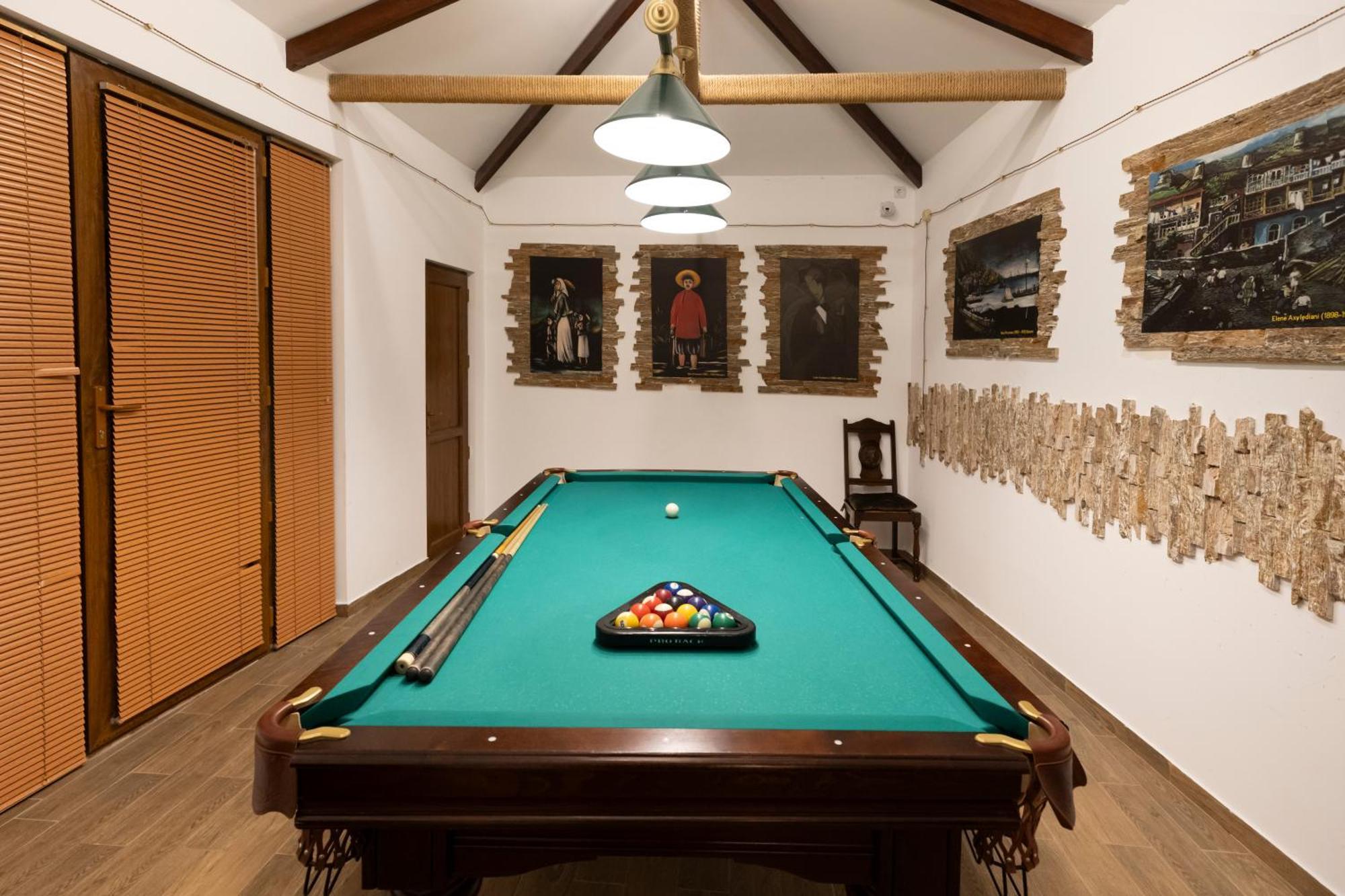 Hestia Boutique Hotel Гори Екстериор снимка